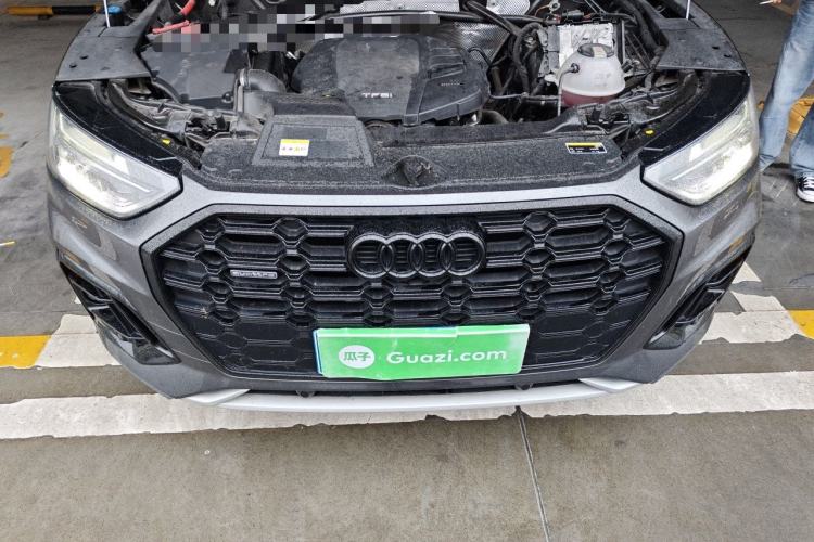 Used Audi Q5L 2022 45T Luxury Dynamic Model Engine Bay
