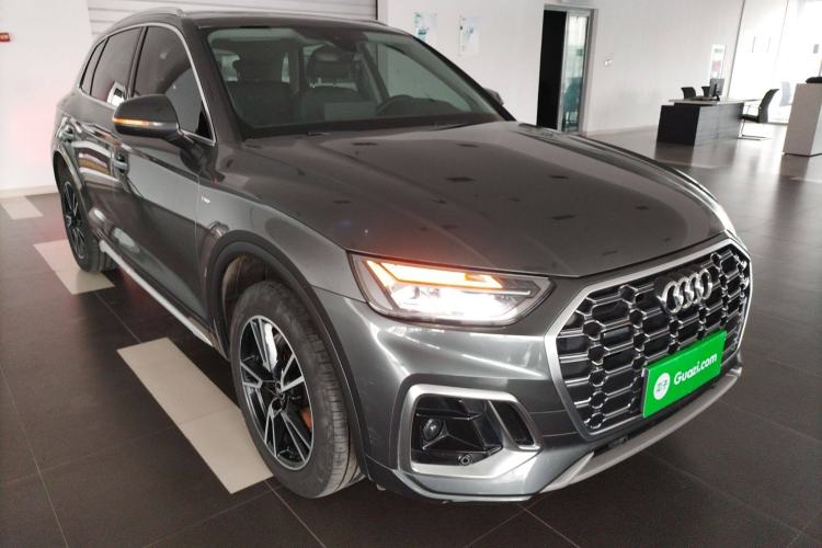 Used Audi Q5L 2022 40T Fashionable and Dynamic Model Exterior 2