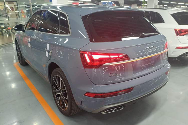 Used Audi Q5L 2022 40T RS Package Performance Model Exterior 2