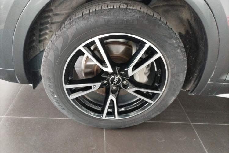Used Audi Q5L 2022 40T Fashionable and Dynamic Model Exterior 3