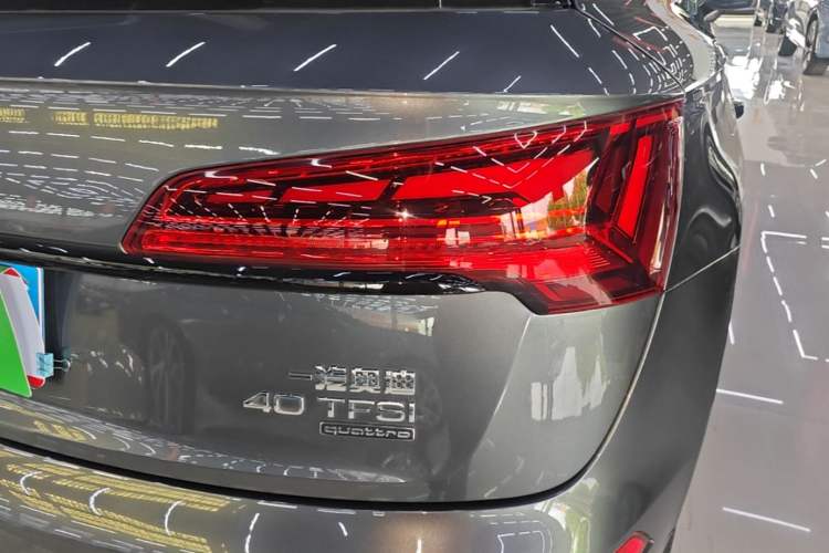 Used Audi Q5L 2022 40T Fashionable and Dynamic Model Exterior 3