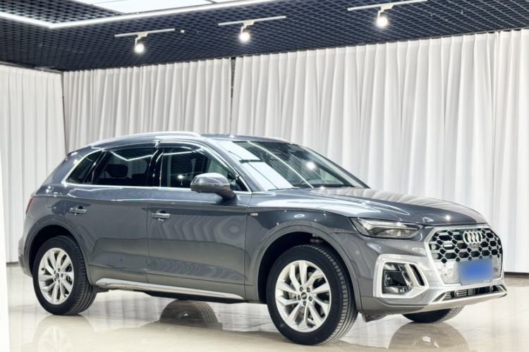 Used Audi Q5L 2022 40T Luxury Dynamic Model Exterior 4