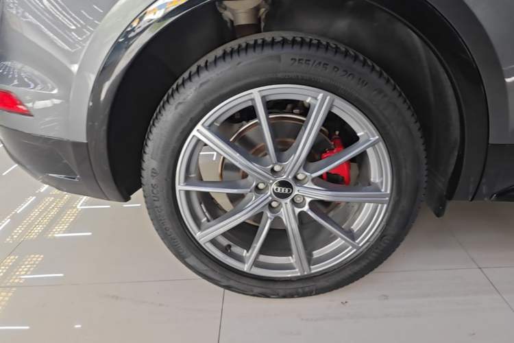 Used Audi Q5L 2022 40T Fashionable and Dynamic Model Exterior 5