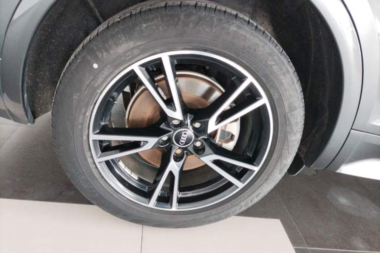 Used Audi Q5L 2022 40T Fashionable and Dynamic Model Exterior 8