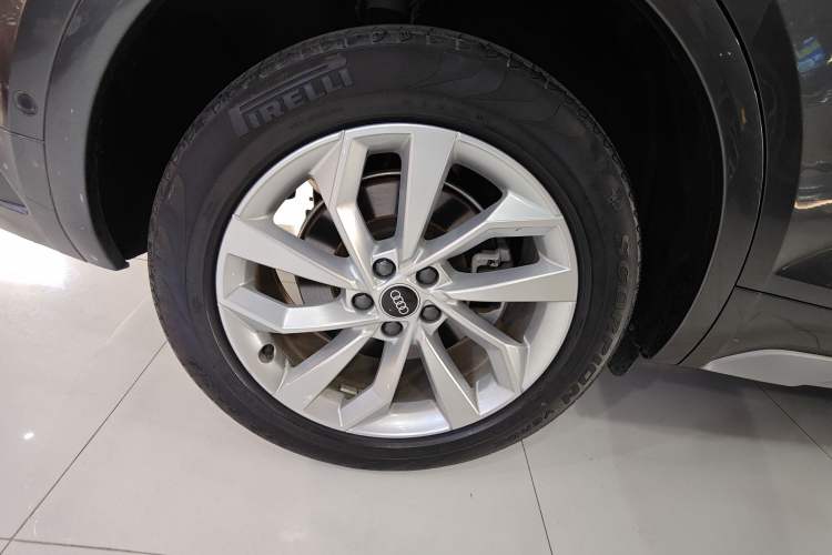 Used Audi Q5L 2022 40T Luxury Dynamic Model Exterior 8