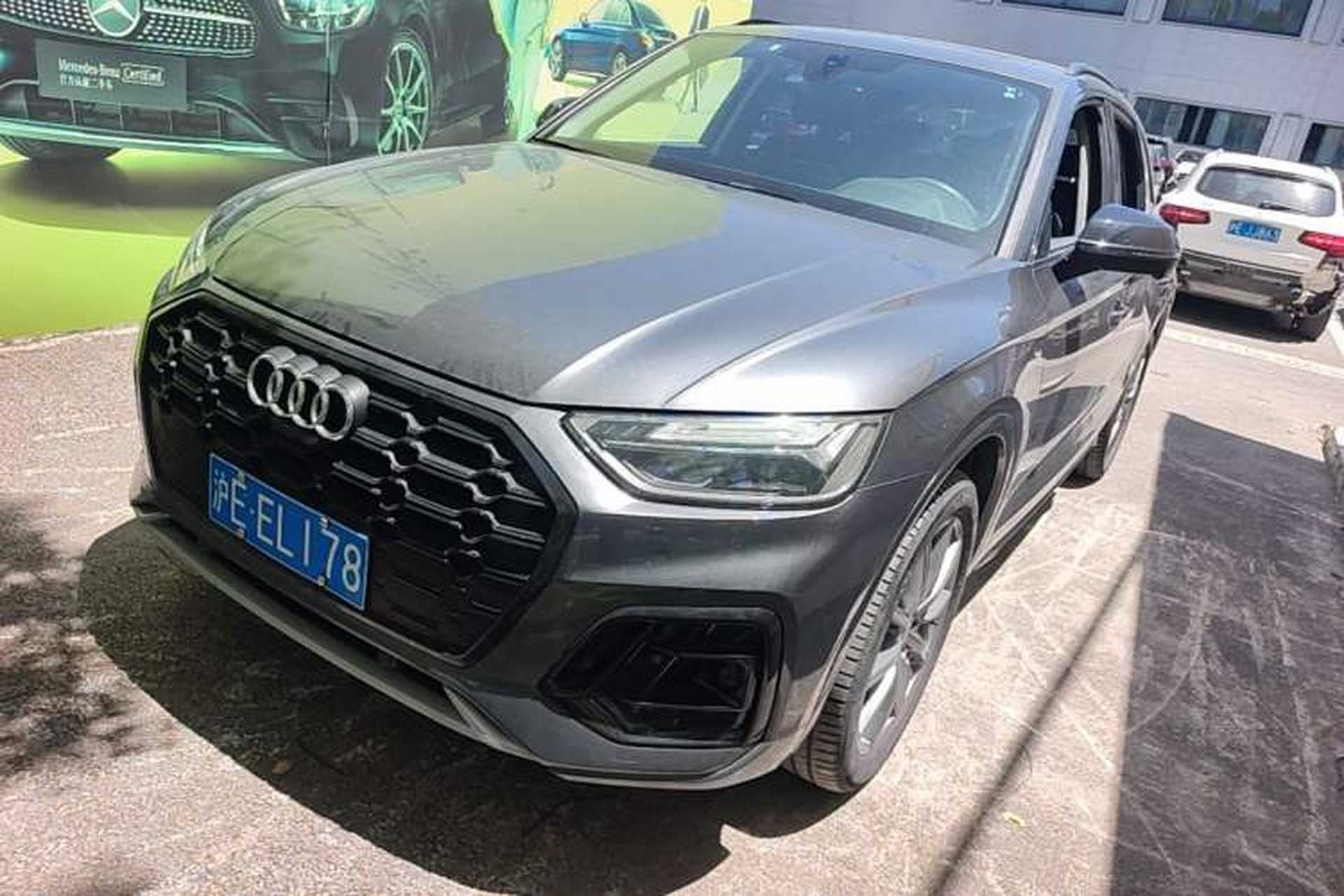 Used Audi Q5L 2022 40T Fashionable and Dynamic Model Front Left 45 Deg