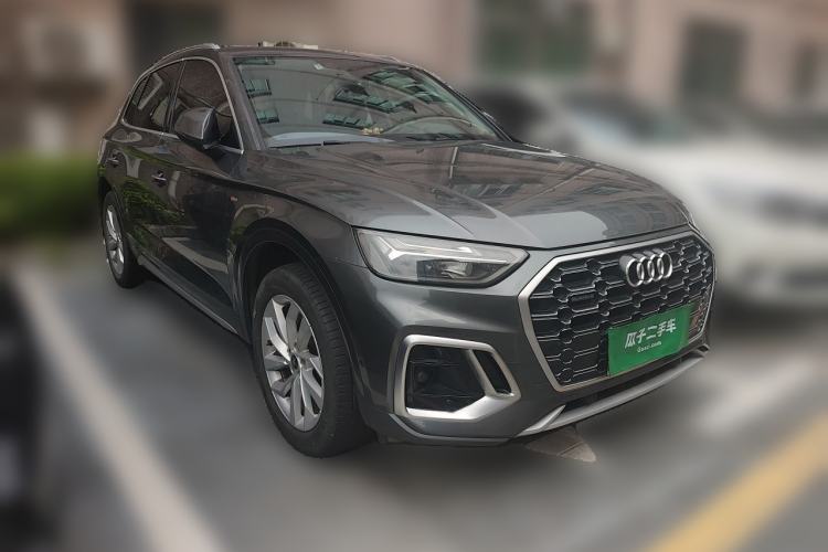 Used Audi Q5L 2022 40T Luxury Dynamic Model Front Right 45 Deg