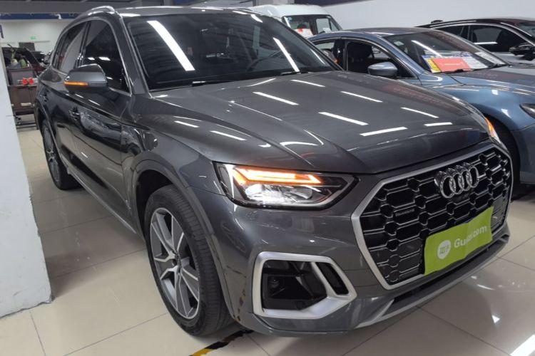 Used Audi Q5L 2022 Updated 45T Luxury Dynamic Version Front Right 45 Deg