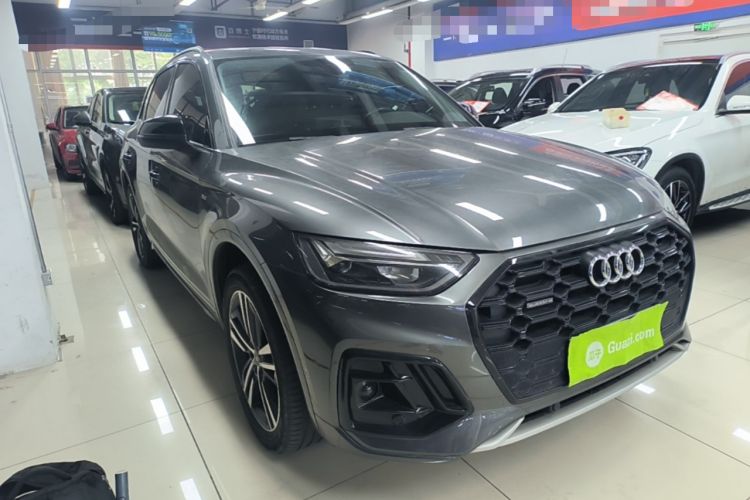 Used Audi Q5L 2022 40T Luxury Dynamic Model Front Right 45 Deg