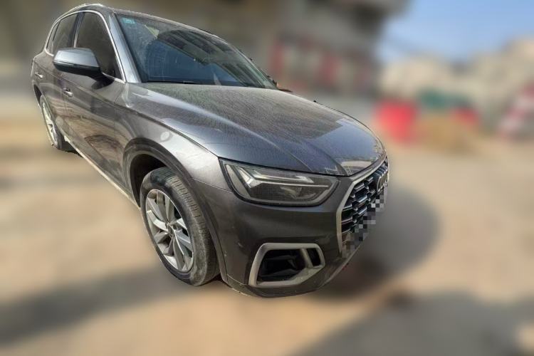 Used Audi Q5L 2022 40T Luxury Dynamic Model Front Right 45 Deg
