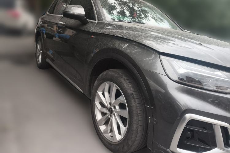 Used Audi Q5L 2022 Updated 45T Luxury Dynamic Version Front Right 45 Deg