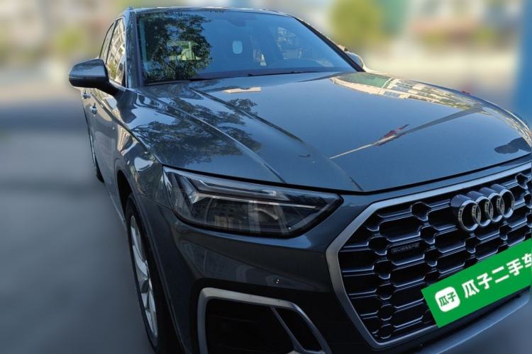 Used Audi Q5L 2022 Updated 40T Luxury Dynamic Edition Front Right 45 Deg