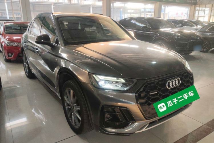Used Audi Q5L 2022 40T Luxury Dynamic Model Front Right 45 Deg