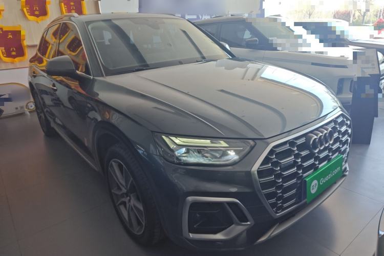 Used Audi Q5L 2022 45T Luxury Dynamic Model Front Right 45 Deg
