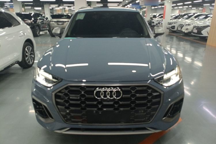 Used Audi Q5L 2022 40T RS Package Performance Model Front