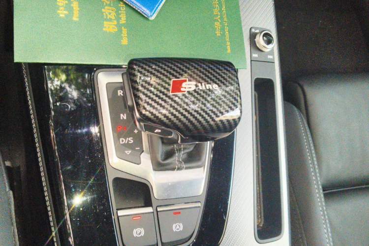 Used Audi Q5L 2022 45T Luxury Dynamic Model Gear Lever