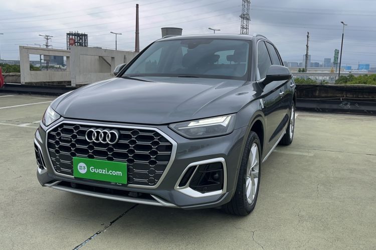 Used Audi Q5L 2022 40T Luxury Dynamic Model Guazi used car, China used car export, Used car for sale, Used cars, Cheapest cars for sale
