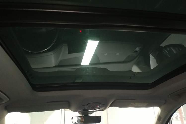 Used Audi Q5L 2022 45T Luxury Dynamic Model Headliner