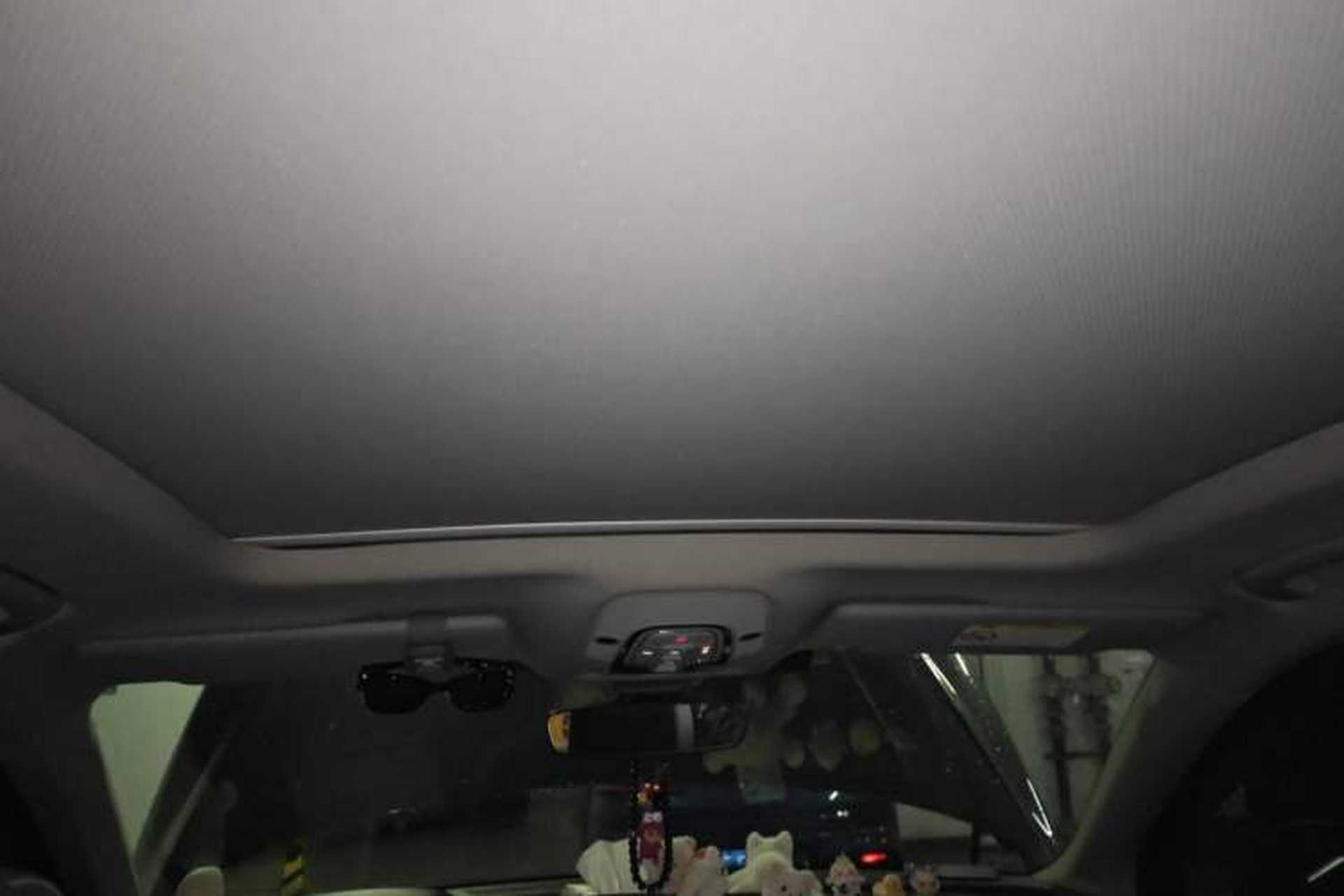 Used Audi Q5L 2022 Updated 45T Luxury Dynamic Version Headliner
