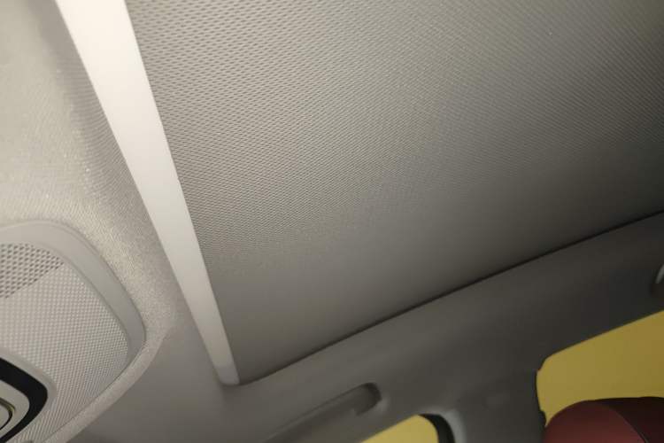 Used Audi Q5L 2022 40T Fashionable and Dynamic Model Headliner