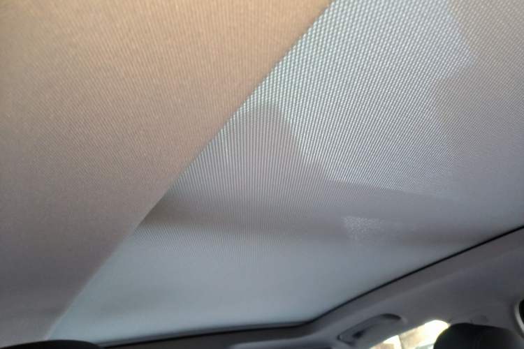 Used Audi Q5L 2022 40T Luxury Dynamic Model Headliner