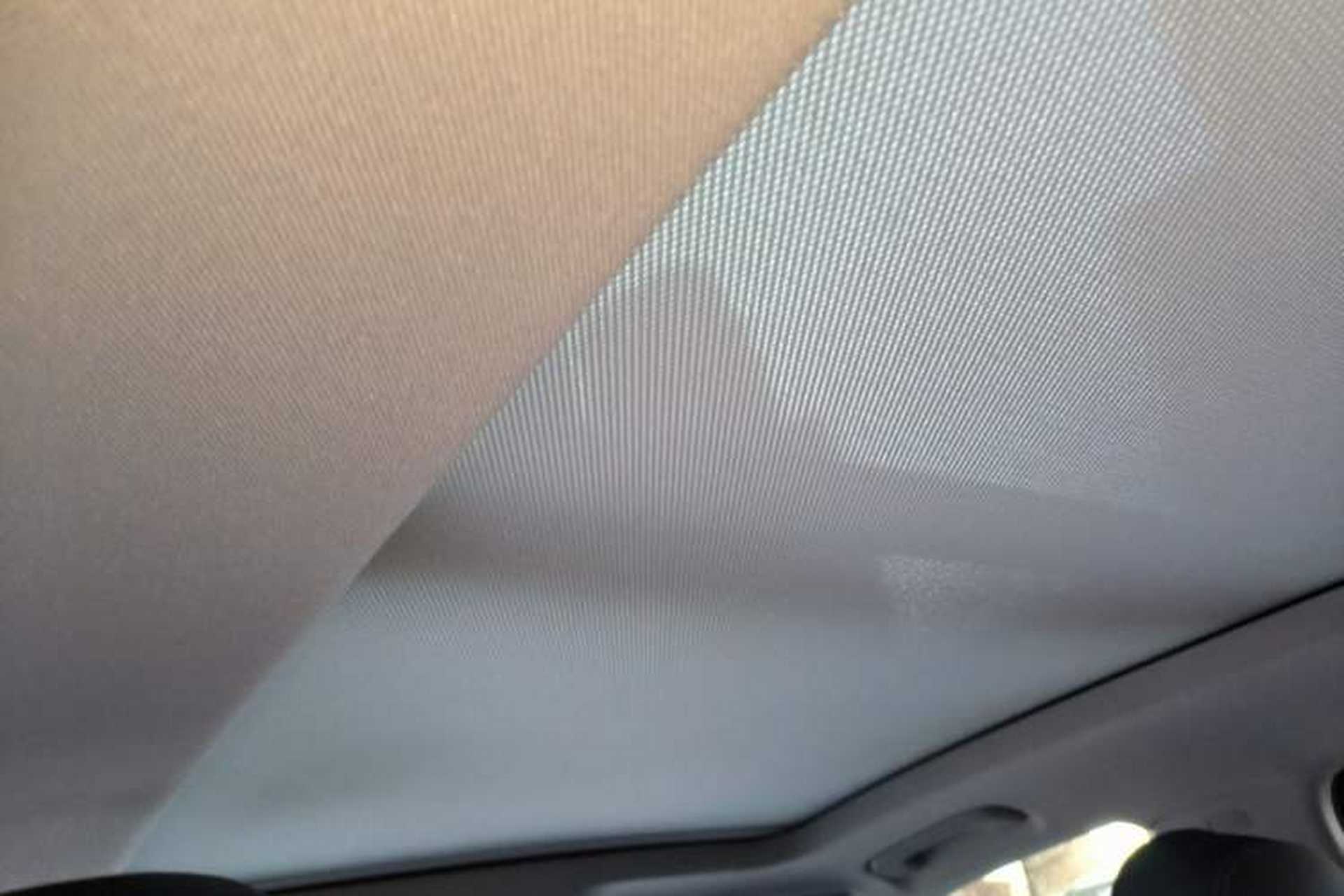 Used Audi Q5L 2022 40T Luxury Dynamic Model Headliner