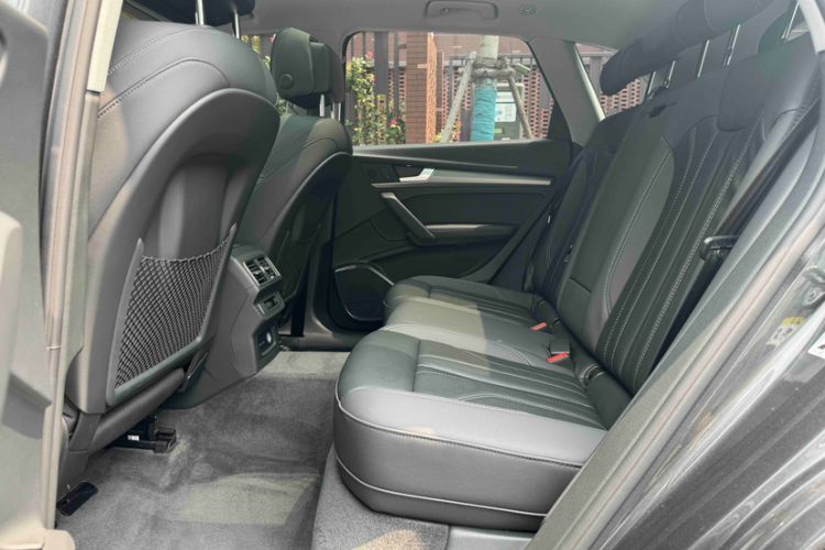Used Audi Q5L 2022 Updated 40T Luxury Dynamic Edition Interior 10