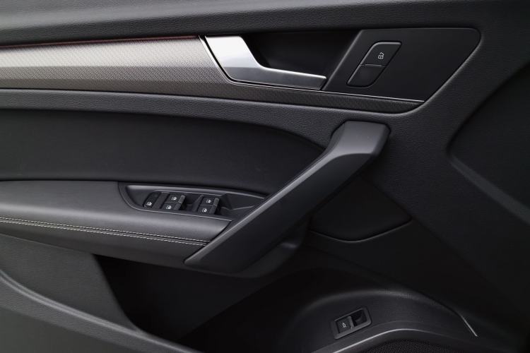 Used Audi Q5L 2022 Updated 40T Luxury Dynamic Edition Interior 11