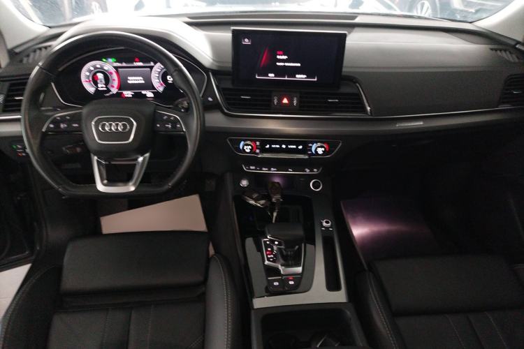 Used Audi Q5L 2022 40T Fashionable and Dynamic Model Interior 2
