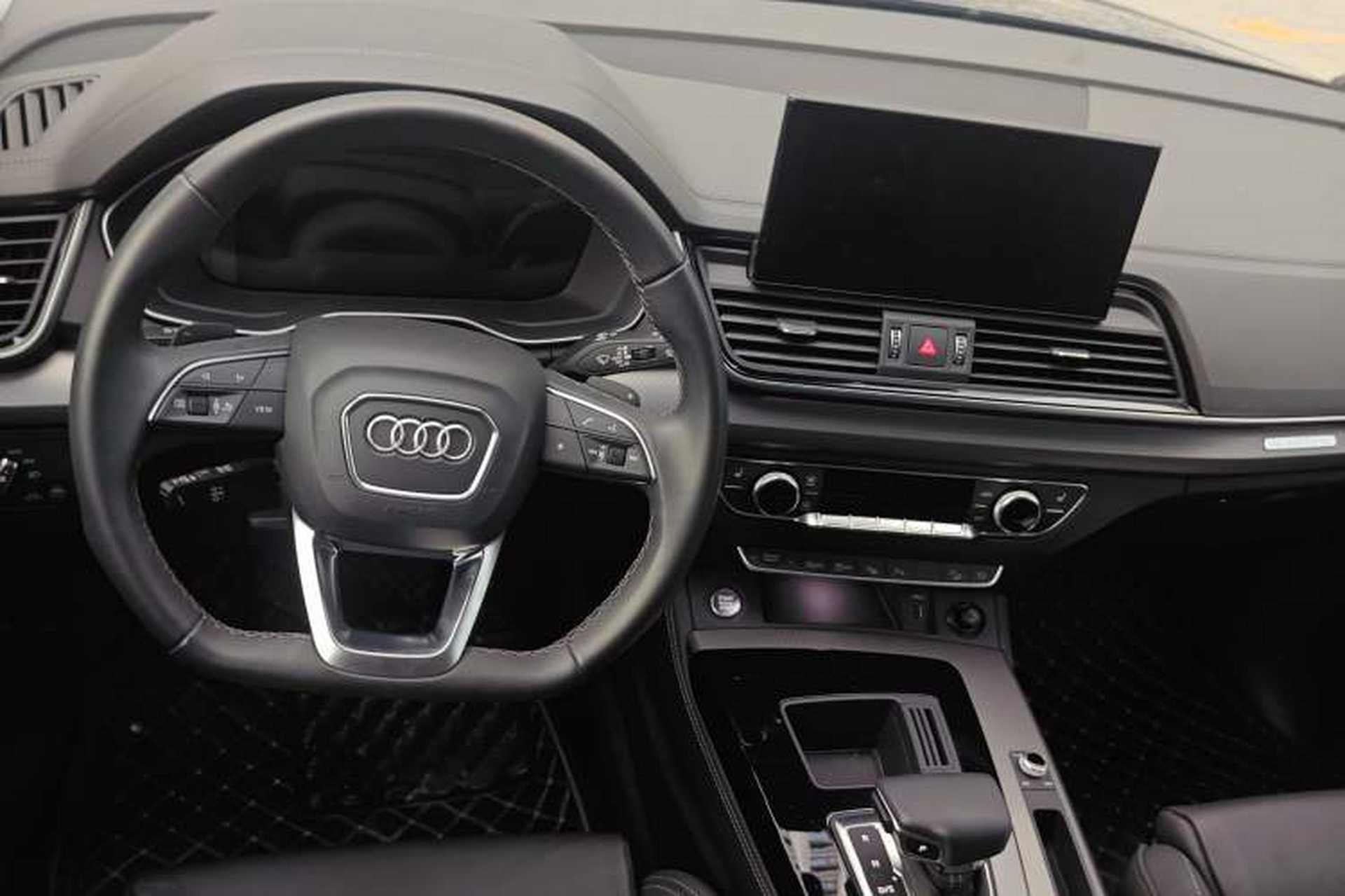 Used Audi Q5L 2022 40T Luxury Dynamic Model Interior 2