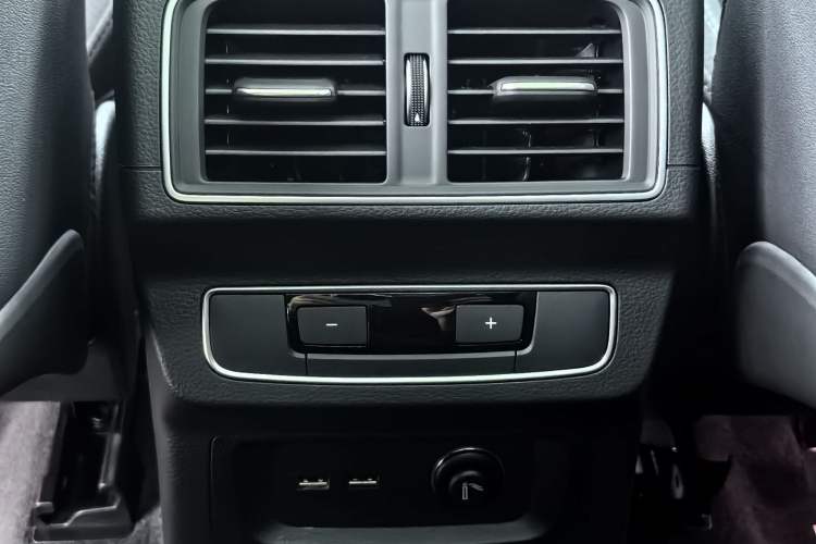 Used Audi Q5L 2022 Updated 40T Luxury Dynamic Edition Interior 5