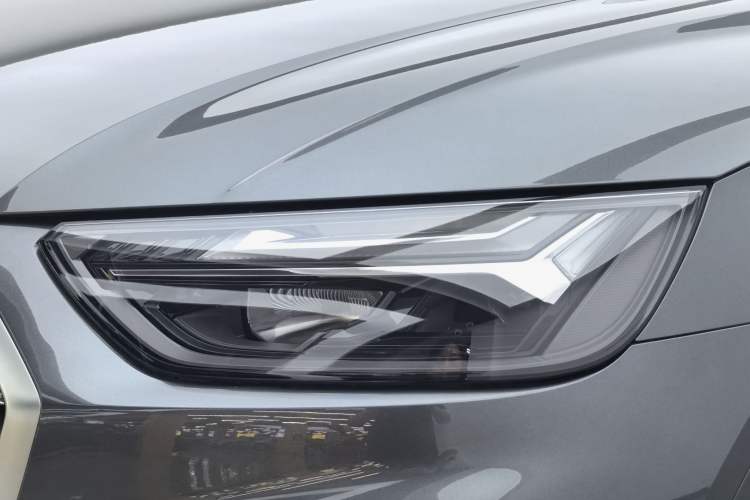 Used Audi Q5L 2022 Updated 40T Luxury Dynamic Edition Left Front Headlight