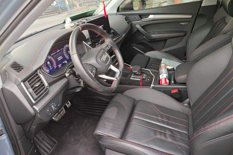 Used Audi Q5L 2022 40T RS Package Performance Model Left Front Seat