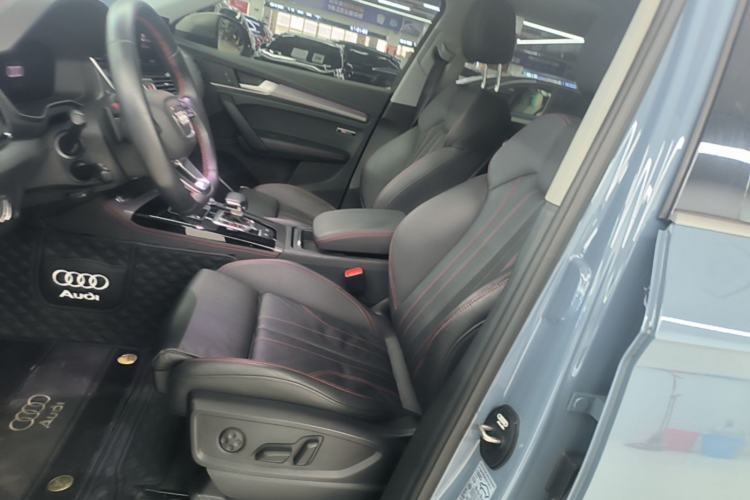 Used Audi Q5L 2022 40T RS Package Performance Model Left Front Seat