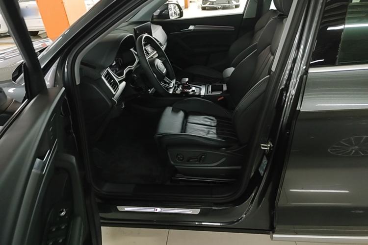 Used Audi Q5L 2022 40T Luxury Dynamic Model Left Front Seat