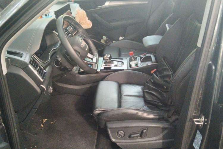 Used Audi Q5L 2022 45T Luxury Dynamic Model Left Front Seat