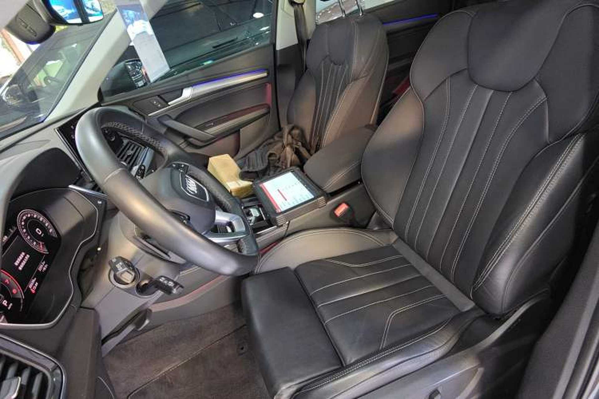 Used Audi Q5L 2022 40T Luxury Dynamic Model Left Front Seat