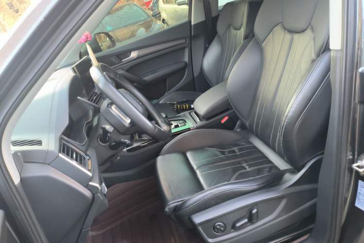 Used Audi Q5L 2022 40T Luxury Dynamic Model Left Front Seat