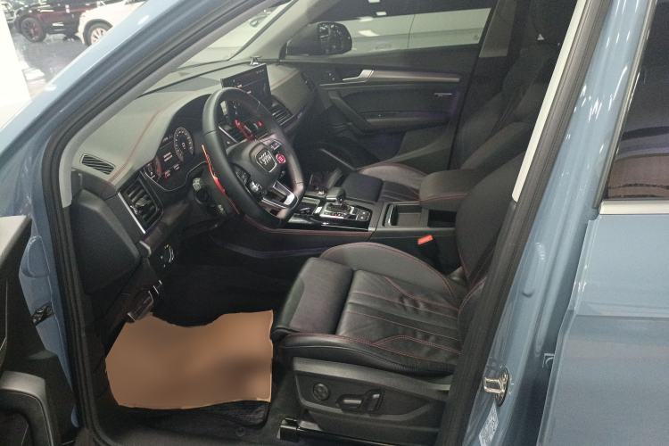 Used Audi Q5L 2022 40T RS Package Performance Model Left Front Seat