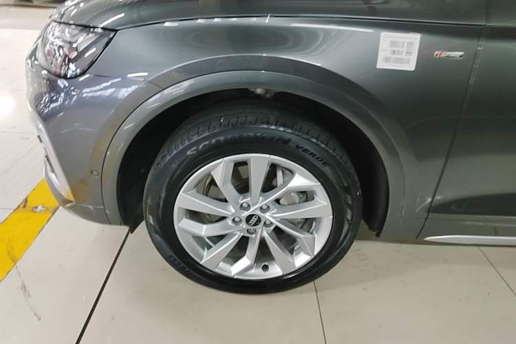 Used Audi Q5L 2022 40T Luxury Dynamic Model Left Front Wheel Hub