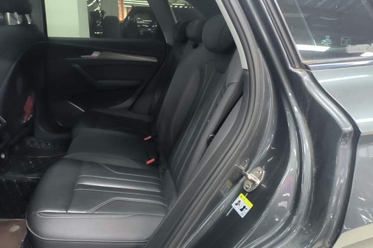 Used Audi Q5L 2022 40T Luxury Dynamic Model Left Rear Seat