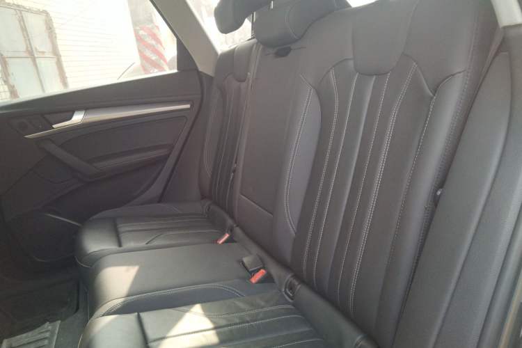 Used Audi Q5L 2022 40T Luxury Dynamic Model Left Rear Seat