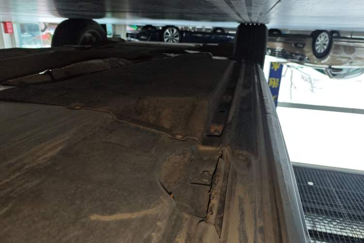 Used Audi Q5L 2022 40T Luxury Dynamic Model Left Side Sill