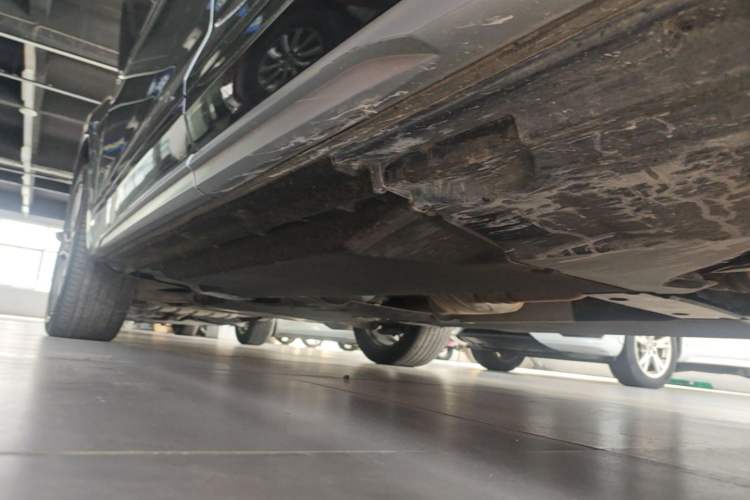 Used Audi Q5L 2022 45T Luxury Dynamic Model Left Side Sill