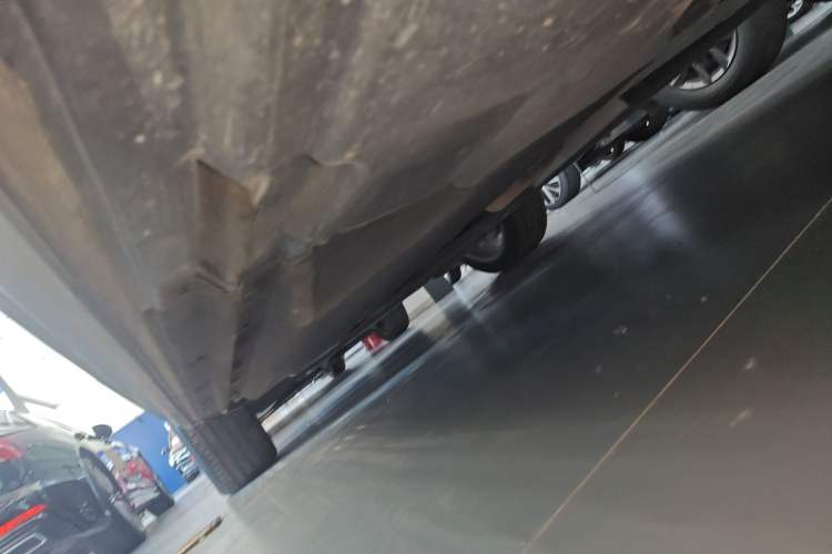 Used Audi Q5L 2022 45T Luxury Dynamic Model Left Side Sill