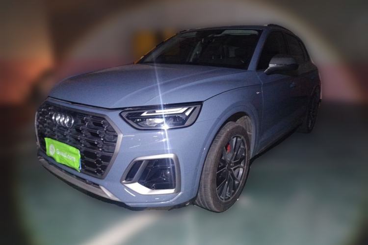 Used Audi Q5L 2022 40T Luxury Dynamic Model Guazi used car, China used car export, Used car for sale, Used cars, Cheapest cars for sale