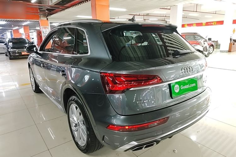 Used Audi Q5L 2022 40T Luxury Dynamic Model Rear Left 45 Deg