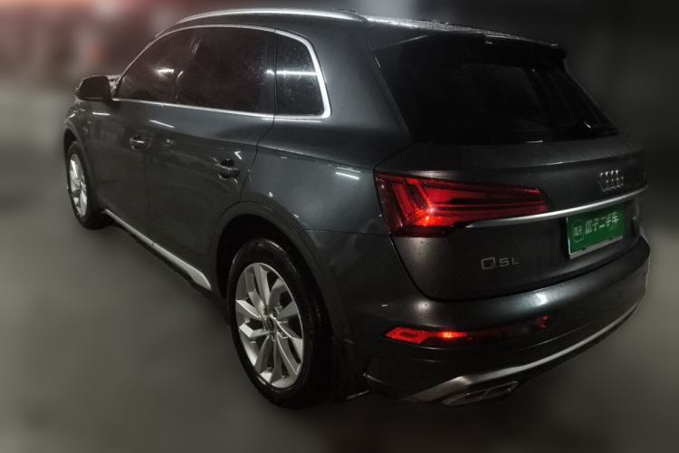 Used Audi Q5L 2022 40T Luxury Dynamic Model Rear Left 45 Deg