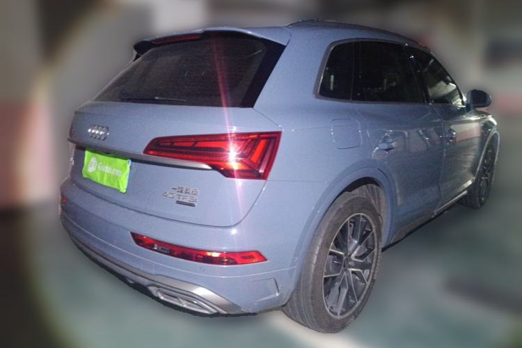 Used Audi Q5L 2022 40T Luxury Dynamic Model Rear Right 45 Deg