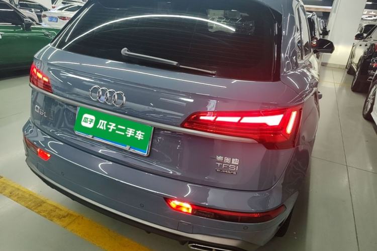 Used Audi Q5L 2022 40T RS Package Performance Model Rear Right 45 Deg